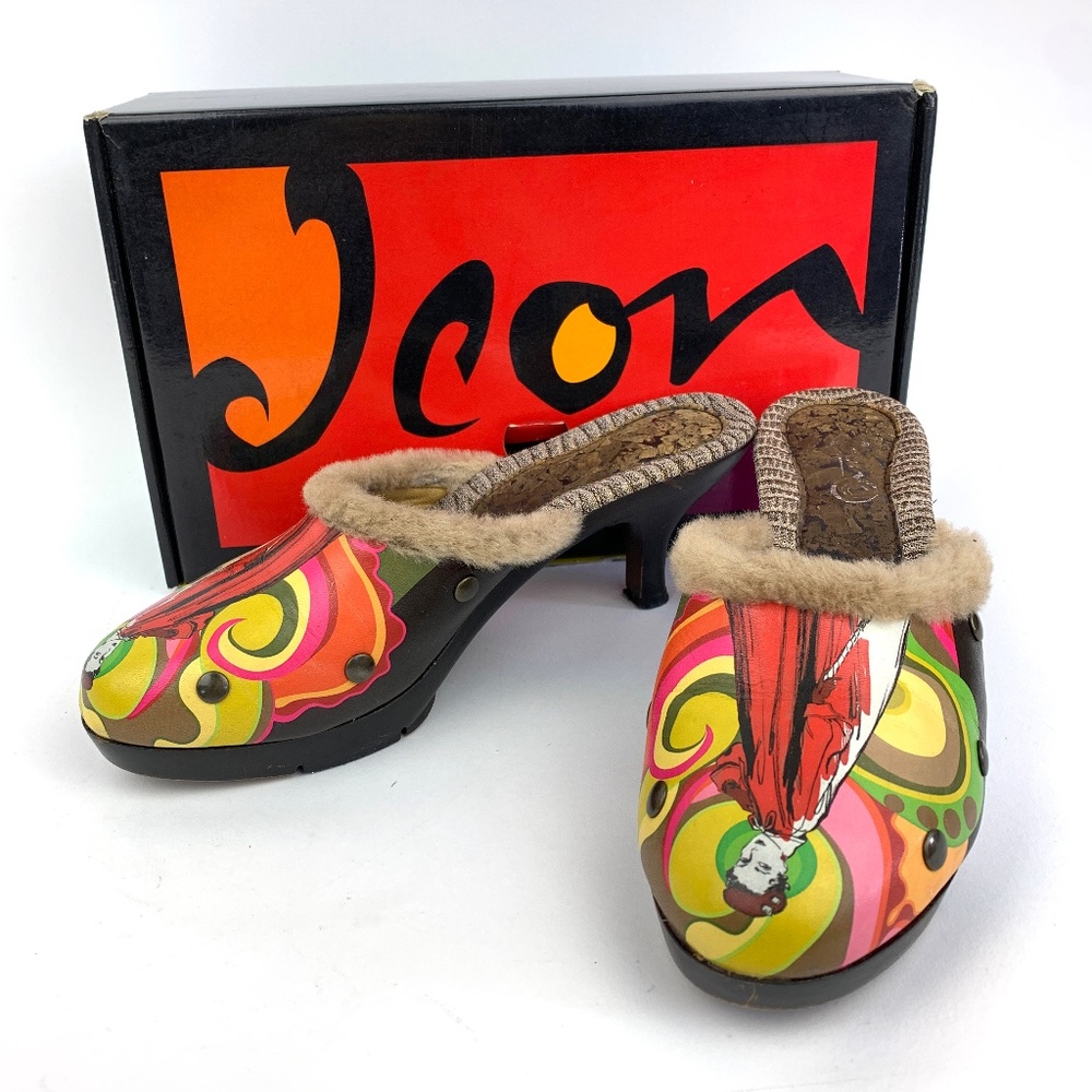 Icon Rainy Days Wearable Art Mules w/Faux Fur Trim Size 8.5 M Orig. Box and Bag
